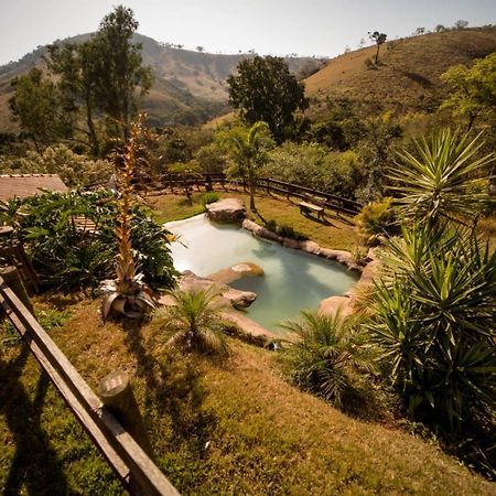 Casa De Campo Com Piscina Cascata Artificial Sao Lourenco  Esterno foto