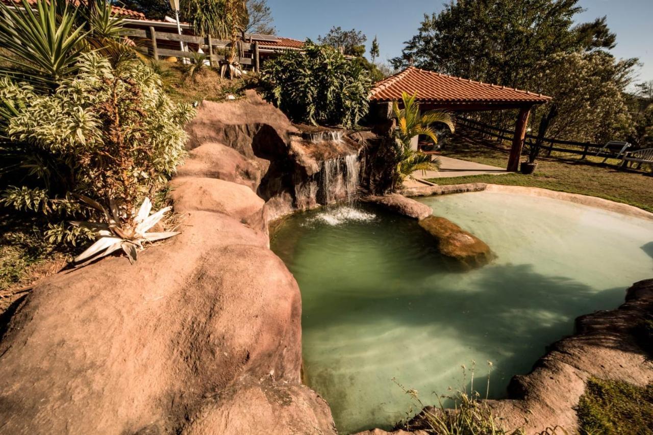 Casa De Campo Com Piscina Cascata Artificial Sao Lourenco  Esterno foto